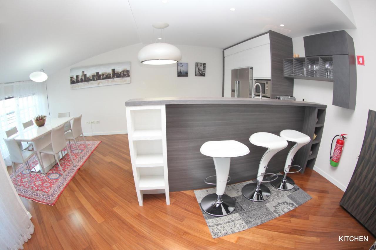 Luxury Marina View Apartment Izola Bagian luar foto