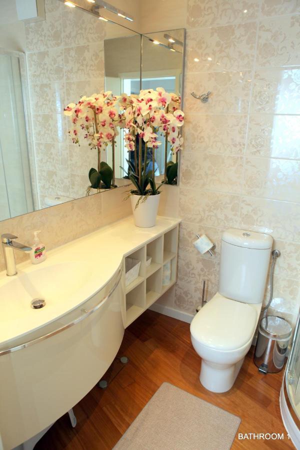 Luxury Marina View Apartment Izola Bagian luar foto
